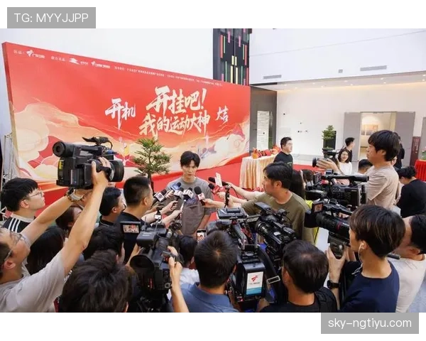 鲍春来居然这么低调,年薪可能比我年房贷还少?真服了! 鲍春来居然这么低调,年薪可能比我年房贷还少?真服了!